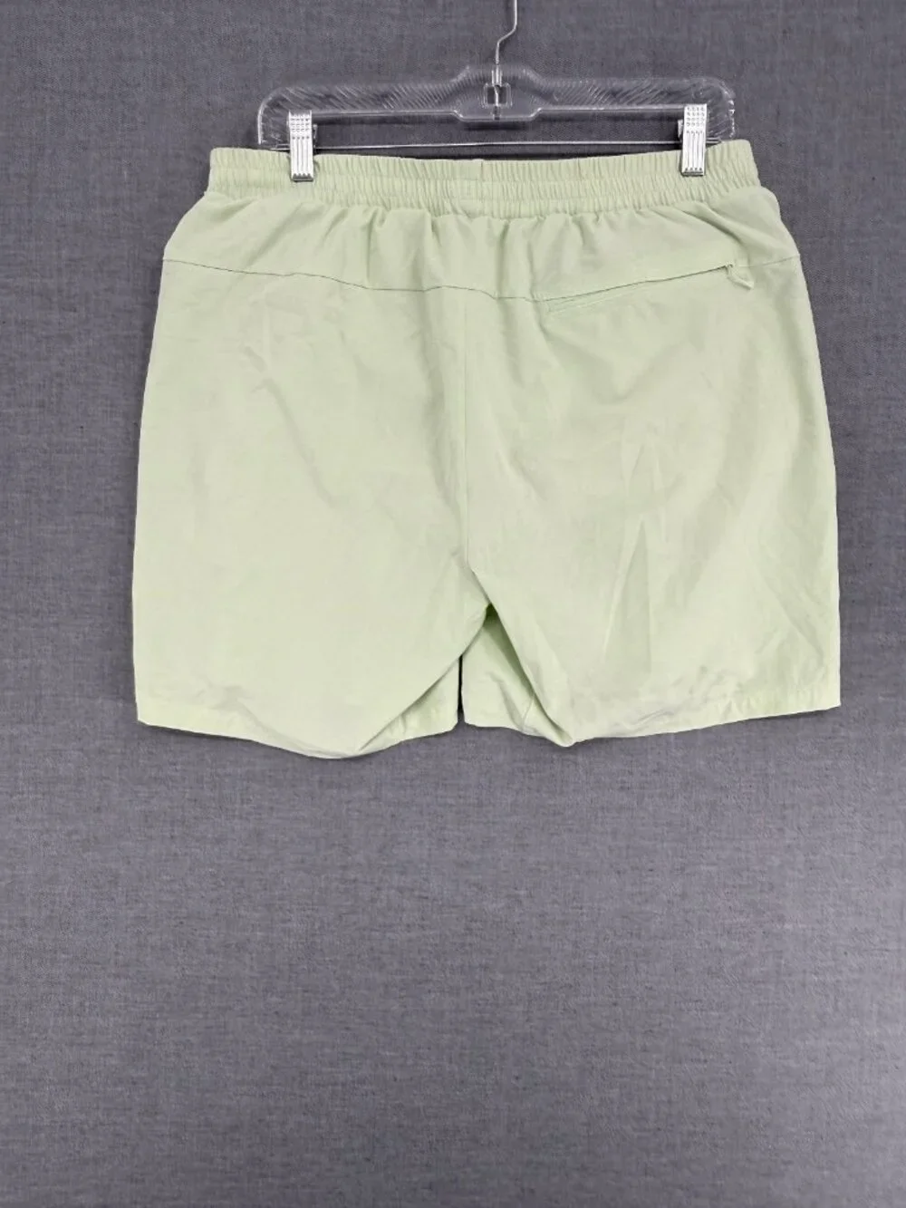Lululemon Channel Cross Shorts Mens XL 7” Swim Lined Stretch Gym Green